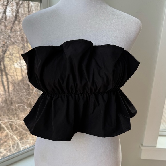 SHEIN Black Ruffle Poplin Sleeveless Sculptural Cropped Top Size XS / 2 - Picture 6 of 9